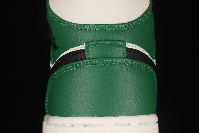 All categories Air Jordan Jordan series basketball shoes Air Jordan 1 Mid Air Jordan 1 Mid "Pine Green" AJ1 Joe 1 refreshing green toe China basketball shoes 852542-301